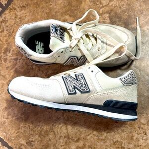 New balance shoes